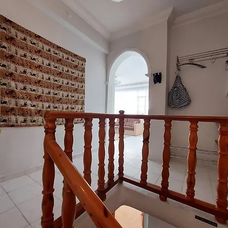 On The Historic Castle Hill Apartment